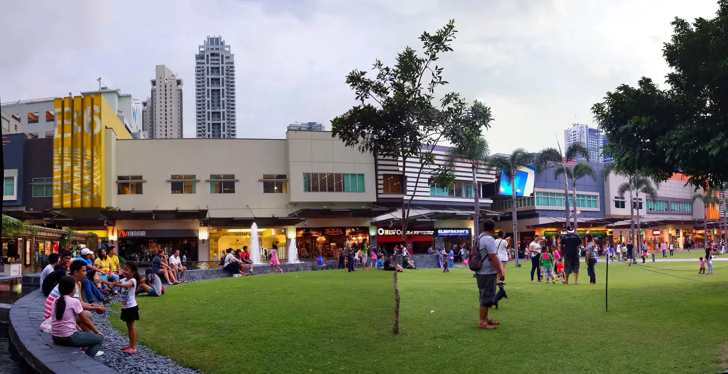 Pedestrian area and shops at Bonifacio High Street in BGC, Taguig